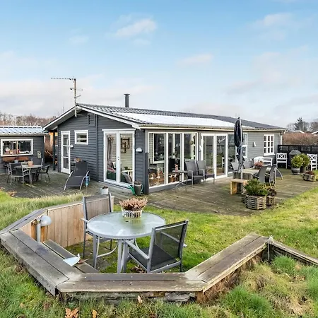 Cozy In With Wifi Holiday home Hadsund