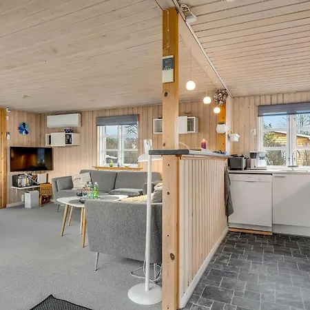 Vakantiehuis Cozy In With Wifi Hadsund